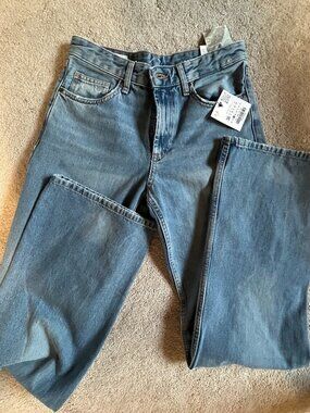 Zara Wide Leg Jeans Size 4 NWT (Mid-Rise Wide Leg Full Length)
